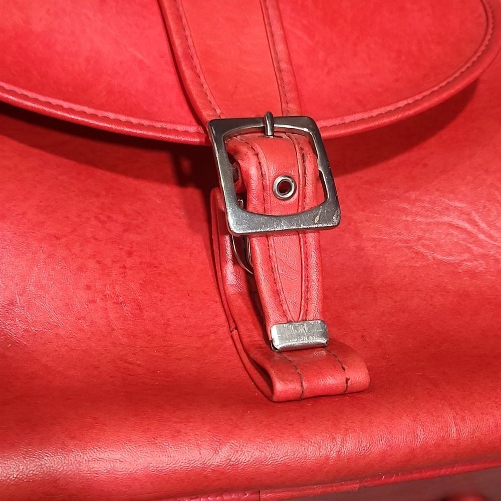 Vintage Tomato Red American Tourister Travel Bag - Picture 7 of 11